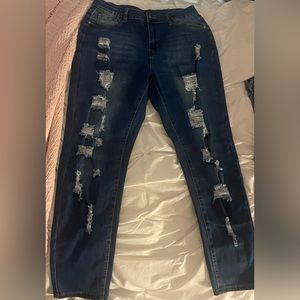 Cute blue ripped high rise amazon jeans